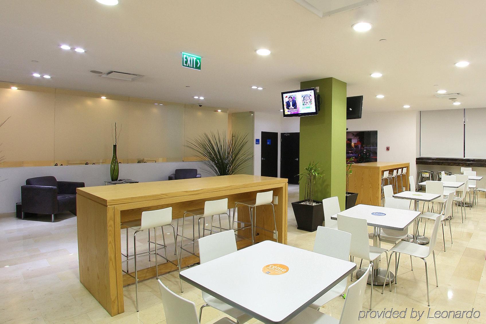 One Culiacan Forum 레스토랑 사진