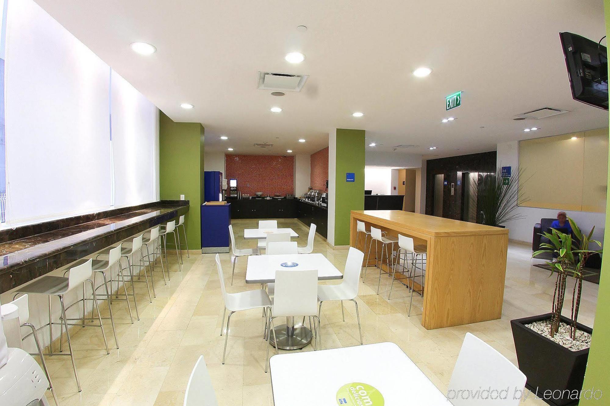 One Culiacan Forum 레스토랑 사진